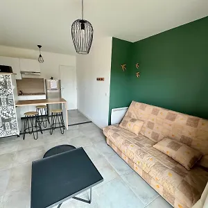Appartement Avec Extérieur Ombragé, Saint-Marcel-lès-Valence